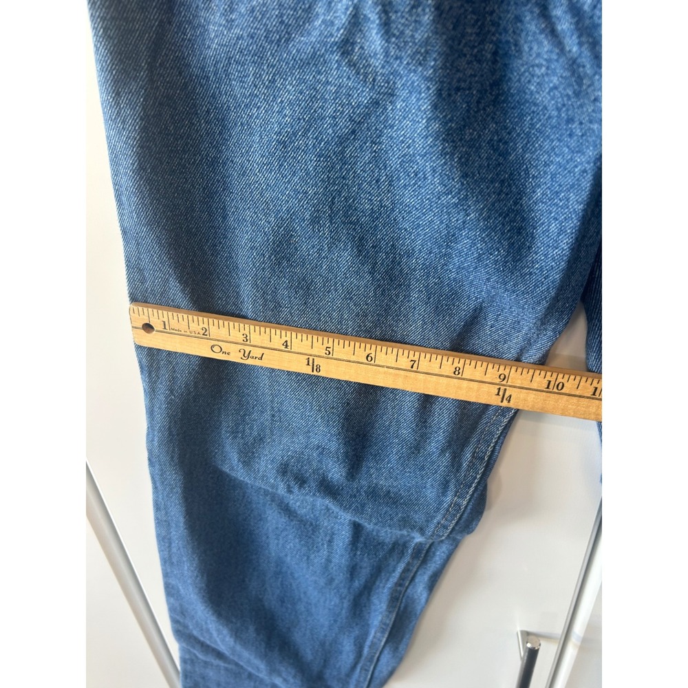 Vintage Mens Straight Leg Denim Jeans Medium Wash Blue Five Pocket Rugged 37x30 - Picture 10 of 12